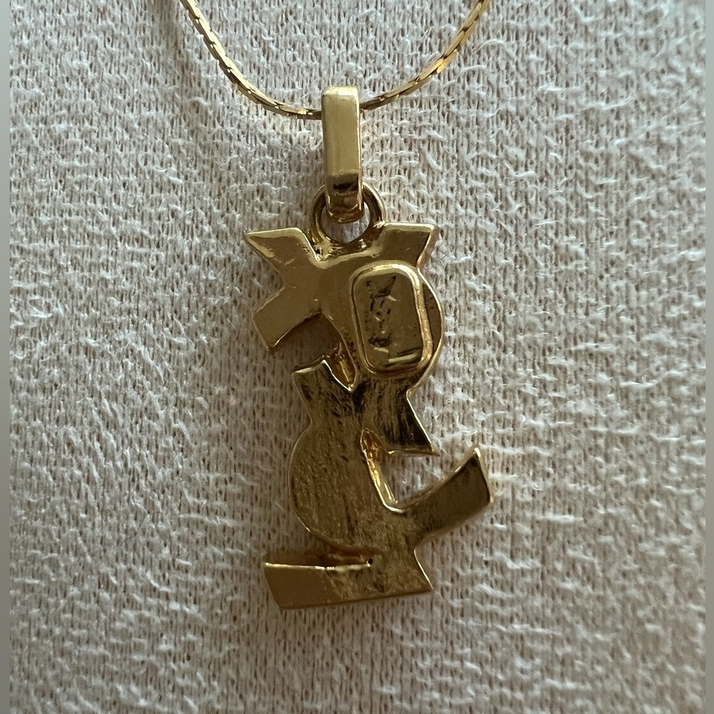 YSL Vintage Pendant Necklace - Picture 5 of 6